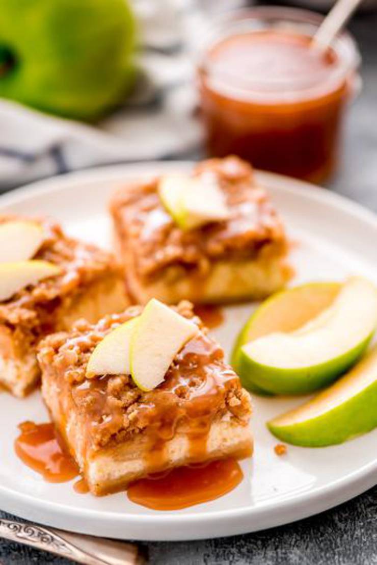 Caramel Apple Cheesecake Bars! Delicious Caramel Apple Dessert - Simple & Easy Recipes For Fall Treats & Parties Families & Kids Will Love