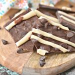 Keto Candy! BEST Low Carb Keto Salted Caramel Chocolate Bark Idea – Quick & Easy Ketogenic Diet Recipe – Completely Keto Friendly – Gluten Free – Sugar Free