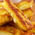 BEST Keto Grilled Cheese Sticks – Low Carb Keto Grilled Cheese Recipe – 90 Second Microwave Bread For Easy Ketogenic Diet