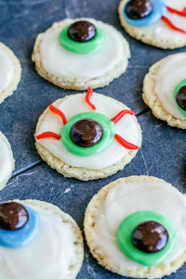 Eyeball Halloween Cookies