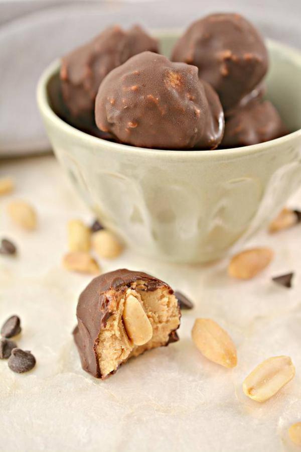 Keto Snickers Candy Bites