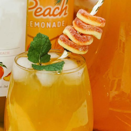 FRUITY SUMMER PEACH SANGRIA COCKTAILS WITH VODKA - MIXED DRINKS