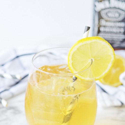 BEST Lynchburg Lemonade Cocktail Recipe – Easy and Simple Jack Daniels Alcohol Mixed Drinks